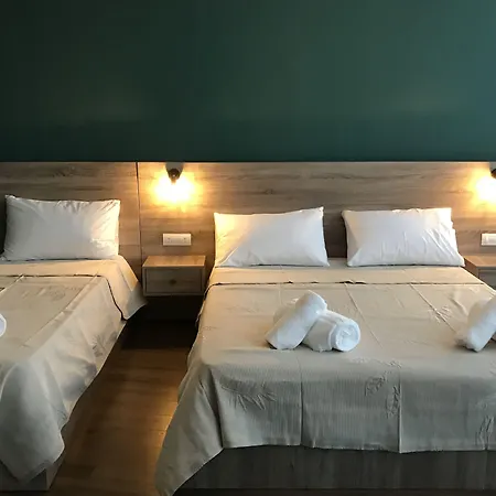 ホテル Arc Tirana 3*