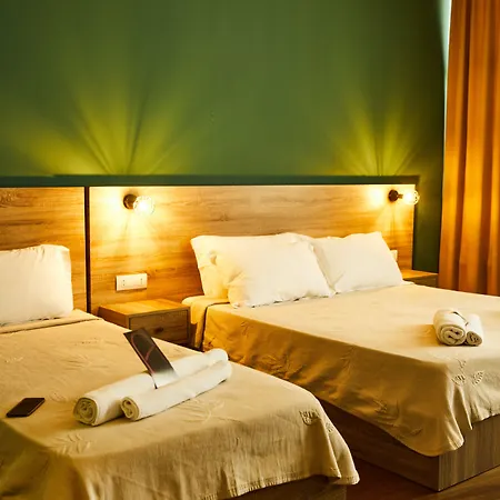 Arc Tirana ホテル 3*