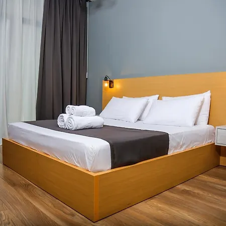 Arc Tirana Hotell 3*