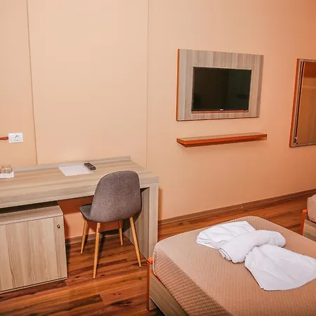 Arc Tirana Hotell Yzberishti