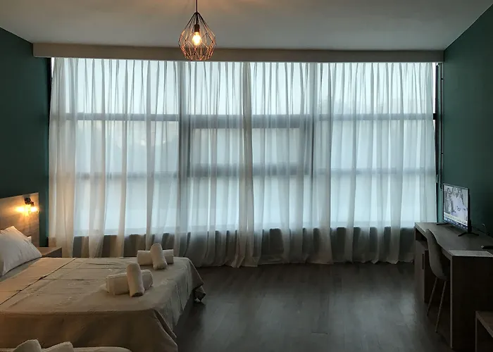 호텔 Arc Tirana Yzberishti