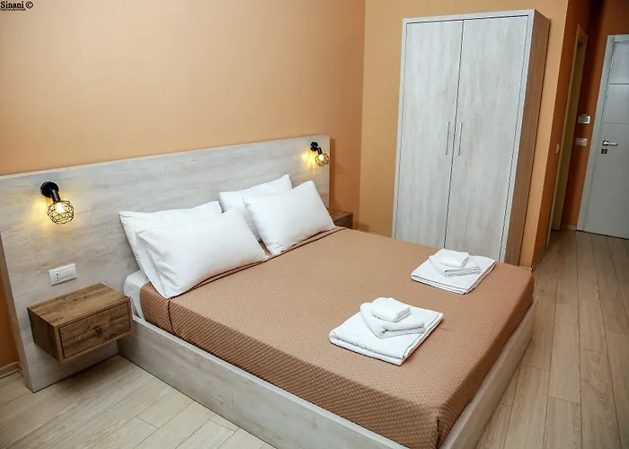 호텔 Arc Tirana 3*